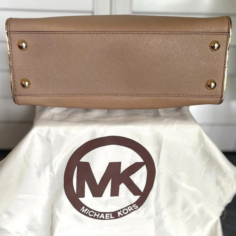 *GREAT CONDITION* Michael Kors Hamilton Saffiano Leather Medium Satchel in Khaki - Picture 11 of 14